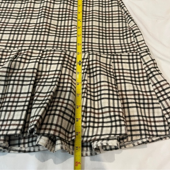 Hollister Y2K Babydoll Black and White Plaid Sleeveless Pleated A-Line Dress - Picture 4 of 12